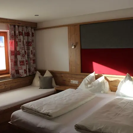Hotel Singer