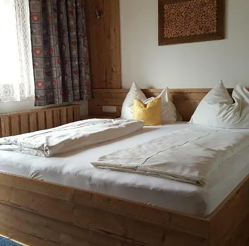 Singer Hotel Birgitz